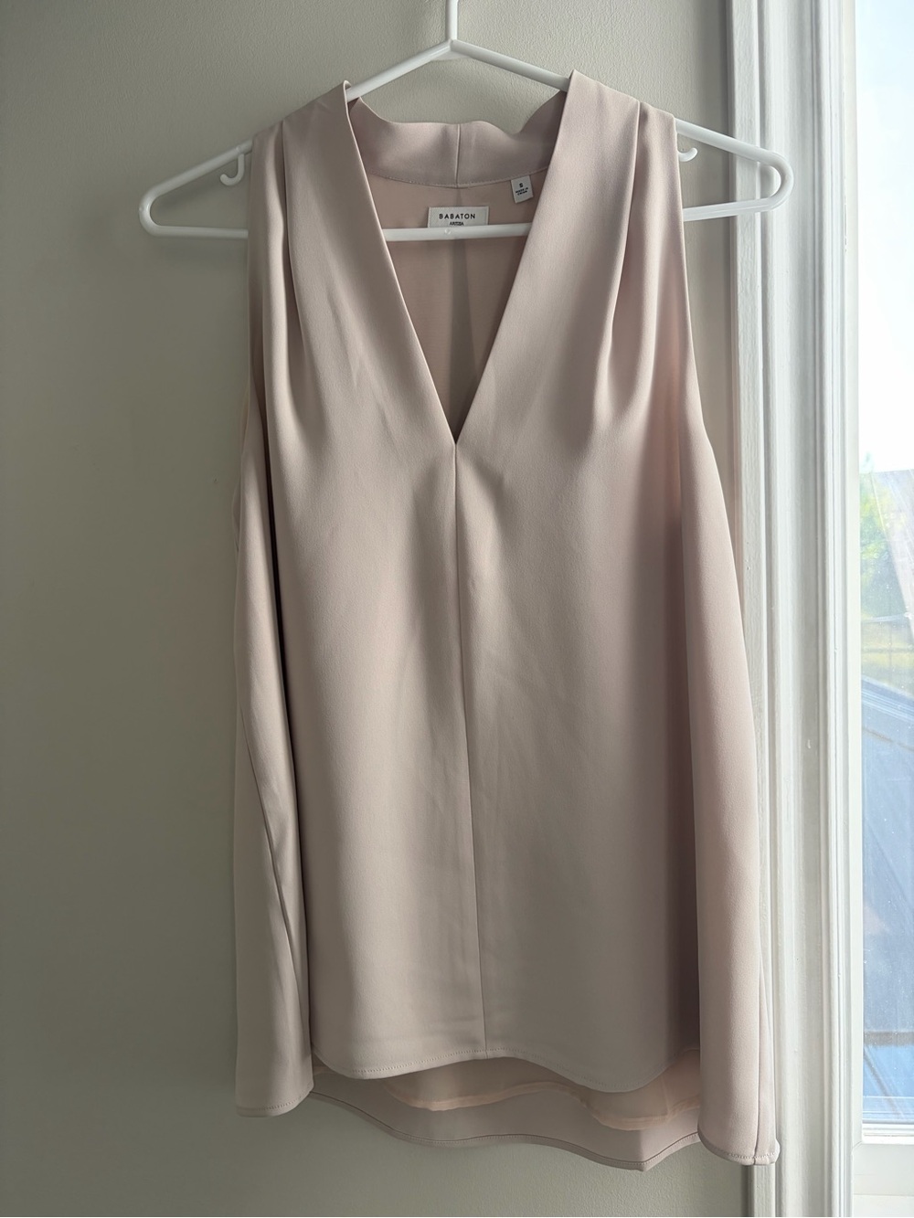 Babaton V-Neck Sleeveless Camisole in beige